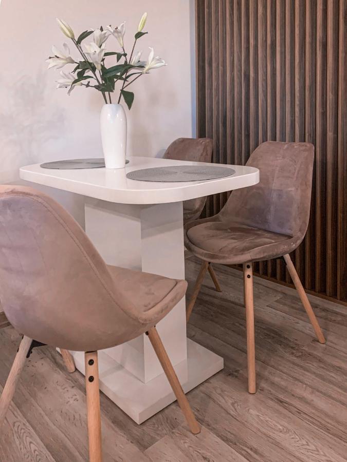 Apartment 2 Rooms Luxury Bucureşti Ngoại thất bức ảnh