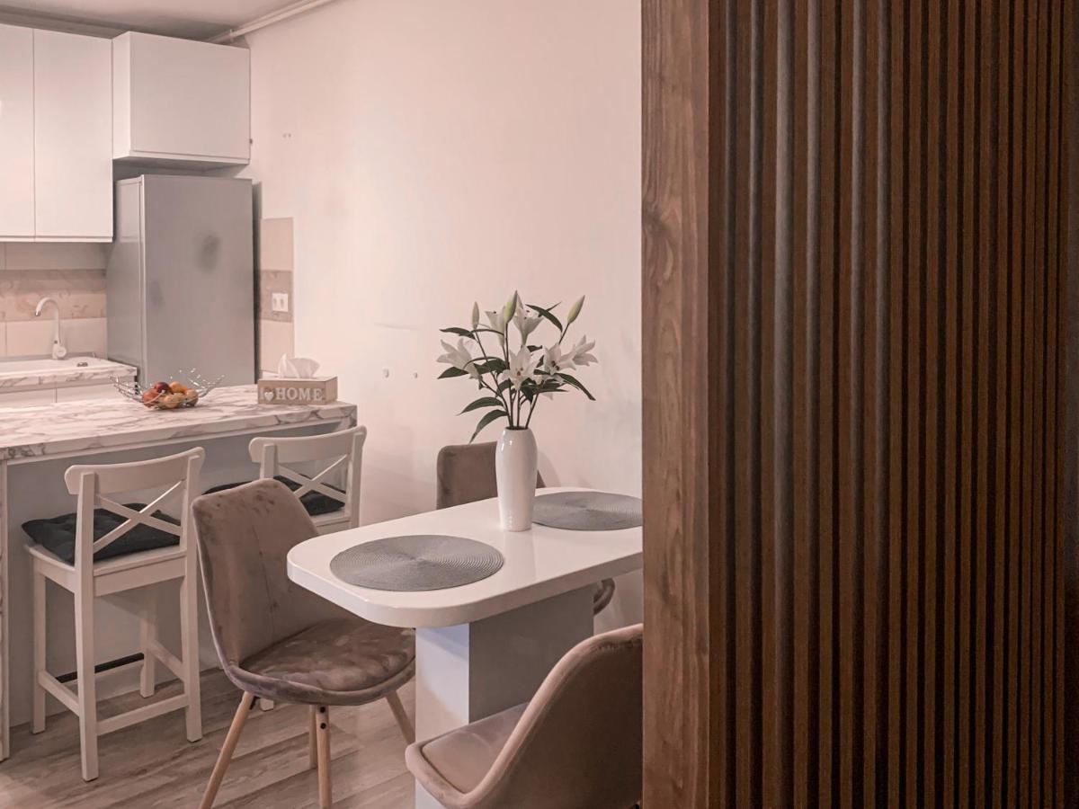 Apartment 2 Rooms Luxury Bucureşti Ngoại thất bức ảnh
