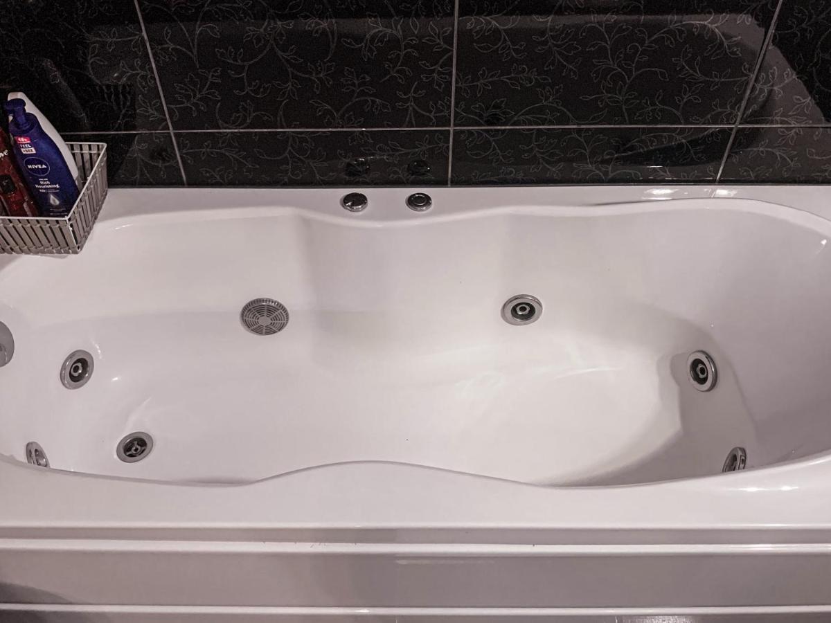 Apartment 2 Rooms Luxury Bucureşti Ngoại thất bức ảnh